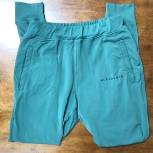Alphalete Joggers!!